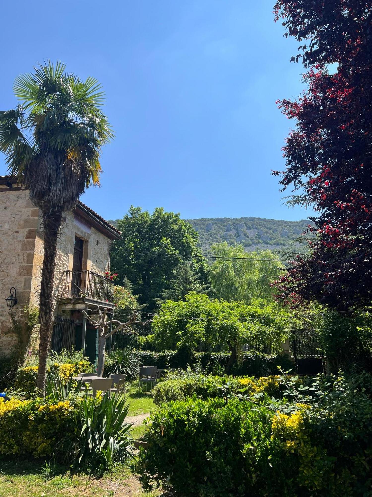 Palacio De Los Alvarado En Las Merindades El Ribero Exteriér fotografie