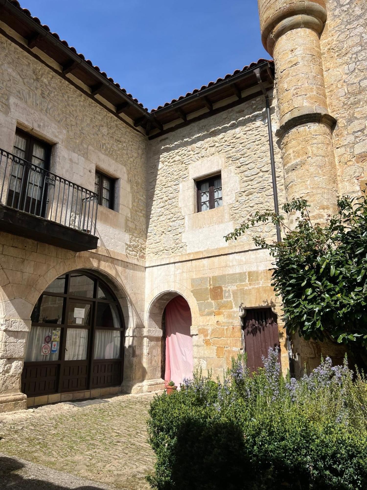 Palacio De Los Alvarado En Las Merindades El Ribero Exteriér fotografie